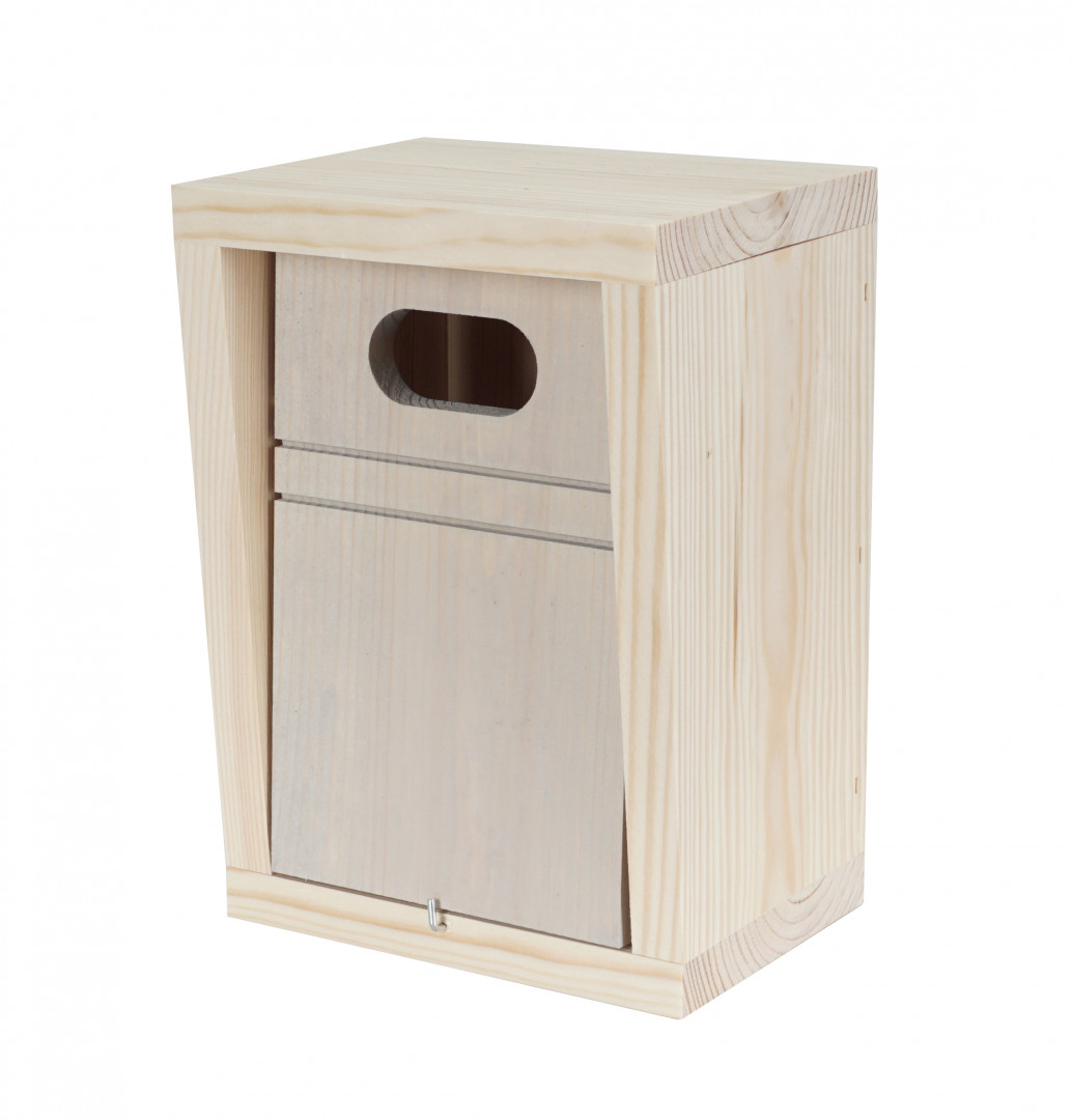 Bird nesting box